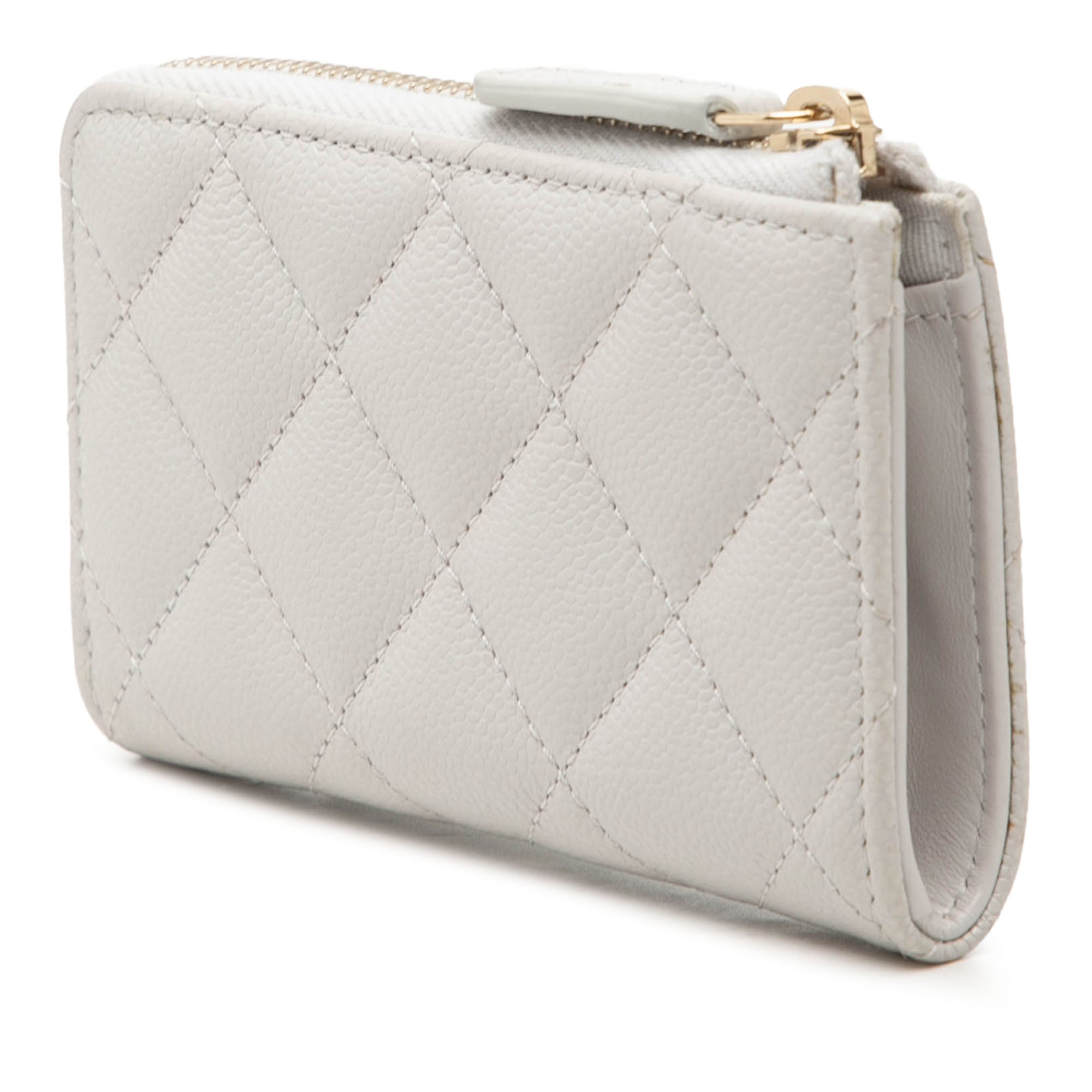 CC Quilted Caviar Zip Around Card Holder - Image 2