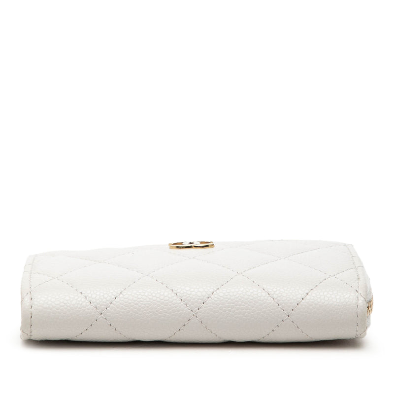 CC Quilted Caviar Zip Around Card Holder - Image 3