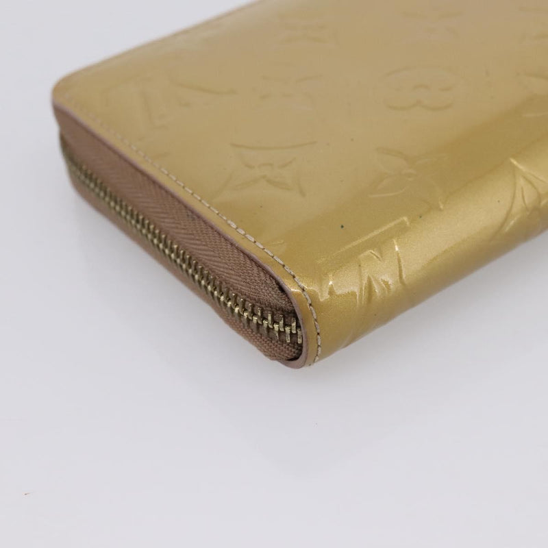 Louis Vuitton Zippy Monogram Vernis Beige Patent_leather Accessory