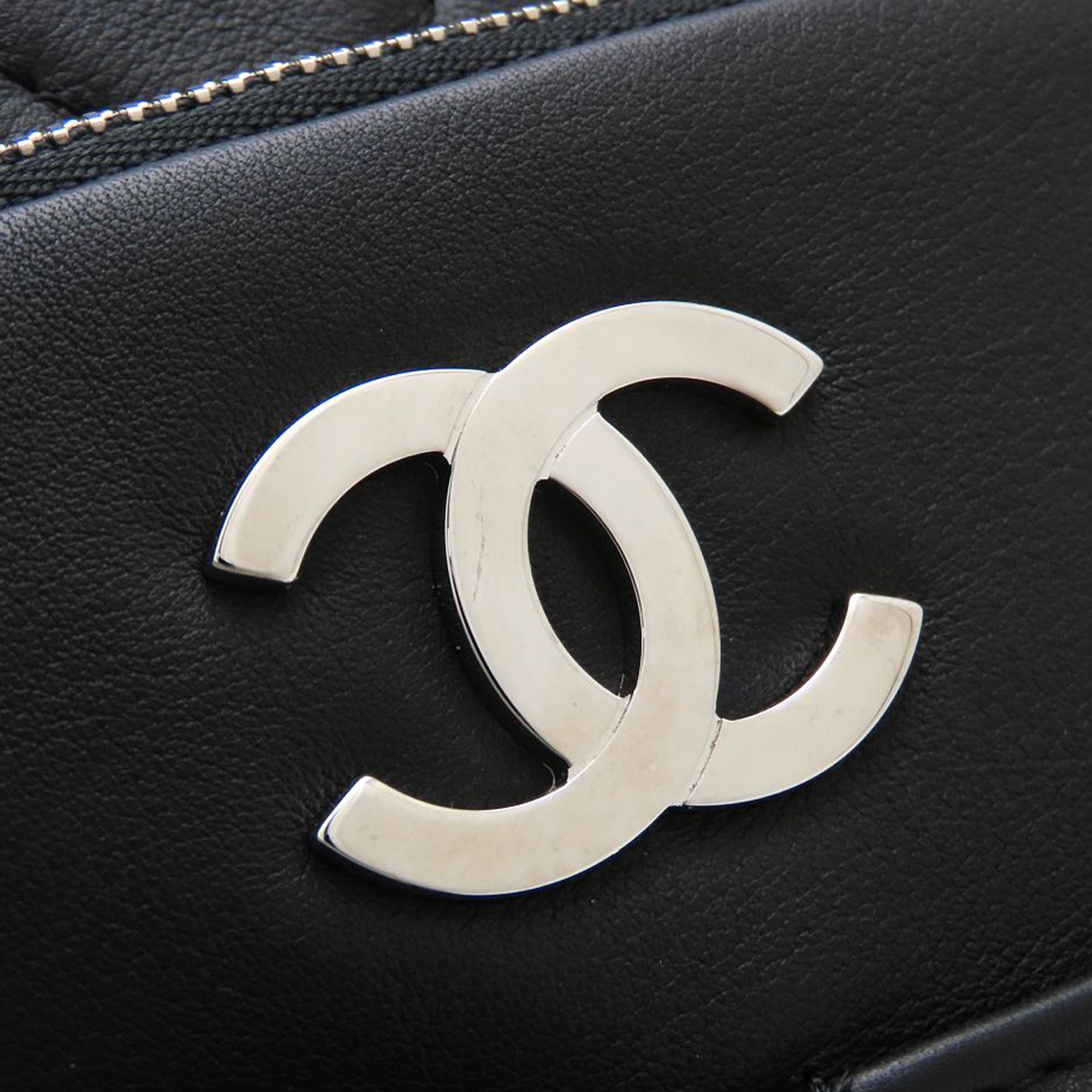 CC Quilted Calfskin Ultra Pocket Shopping Tote - Image 8