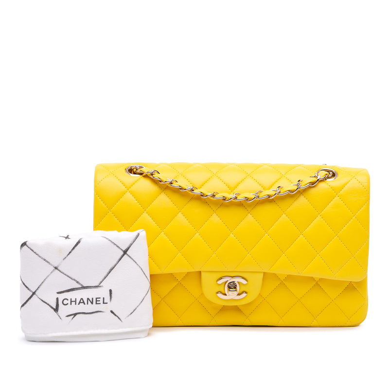 Medium Classic Lambskin Double Flap - Image 11