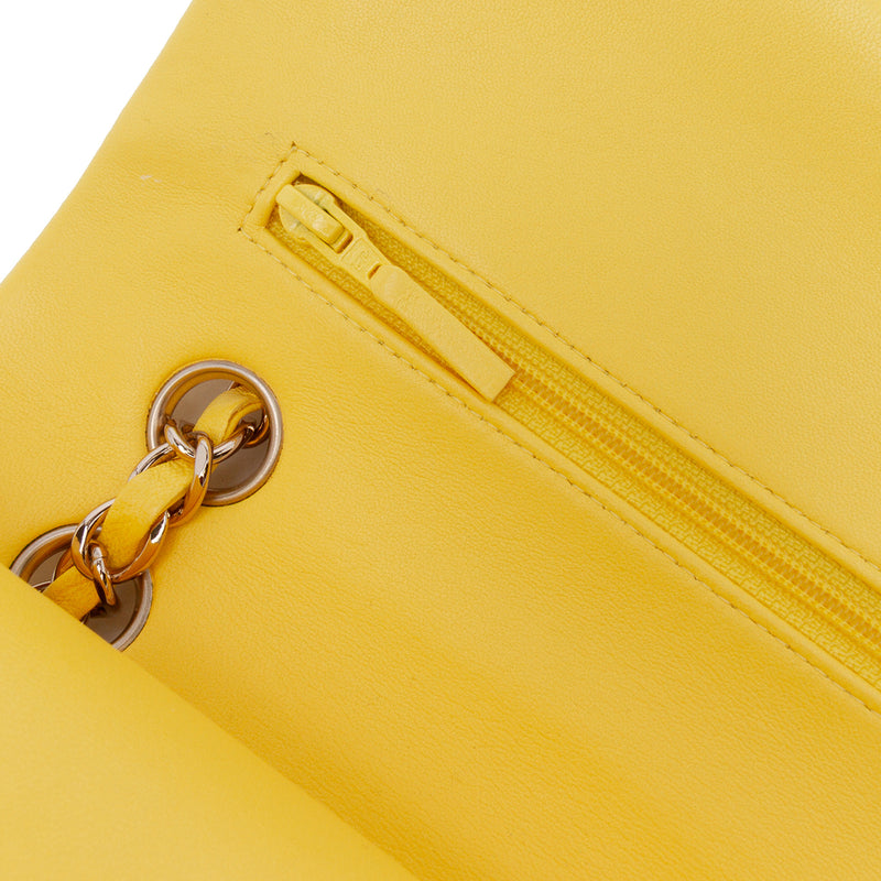 Medium Classic Lambskin Double Flap - Image 7