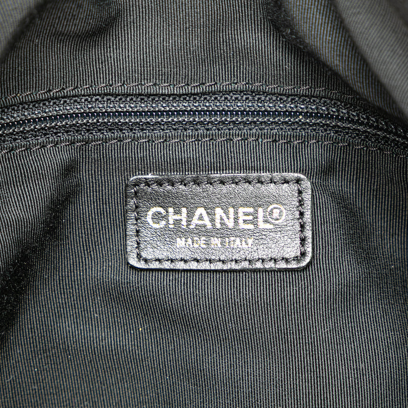 CC Choco Bar Lambskin Shoulder Bag - Image 5