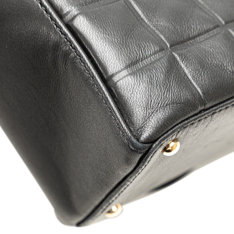 CC Choco Bar Lambskin Shoulder Bag - Image 9