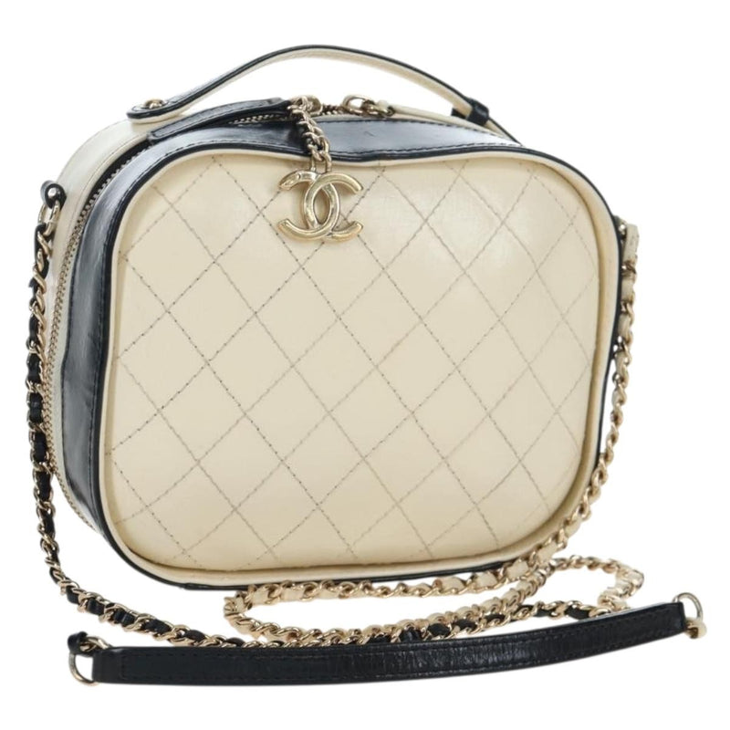 Chanel Vanity Case Quilted Crumpled Calfskin White Leather Bag