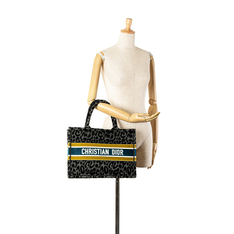 Mizza Medium Embroidered Canvas Leopard Book Tote - Image 7