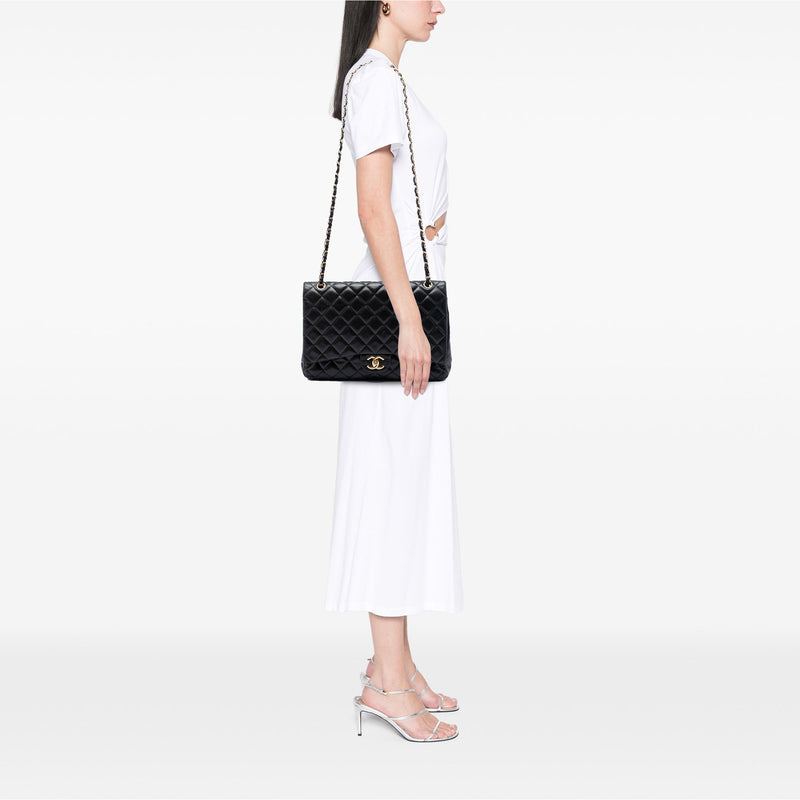 Maxi Classic Lambskin Double Flap - Image 5