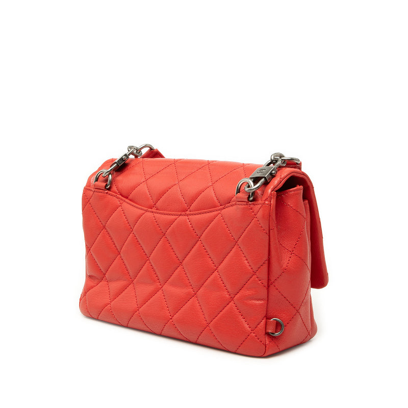 Small Quilted Goatskin Double Carry Waist Chain Flap - Image 2