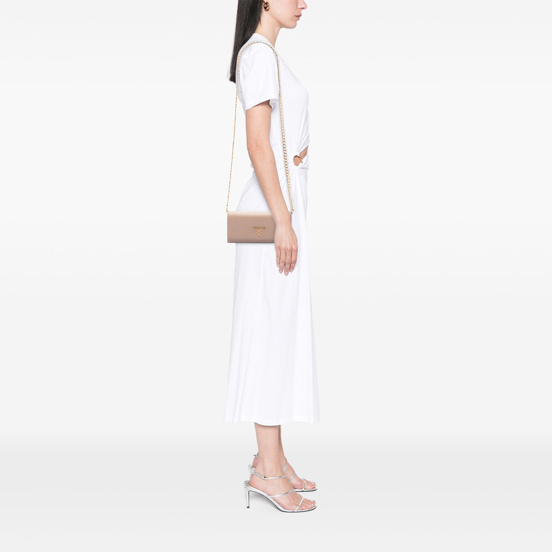 Saffiano Wallet on Chain - Image 6