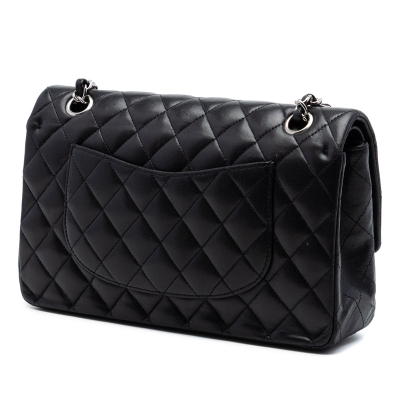 Medium Classic Lambskin Double Flap - Image 2