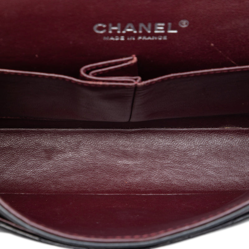 Medium Classic Lambskin Double Flap - Image 4