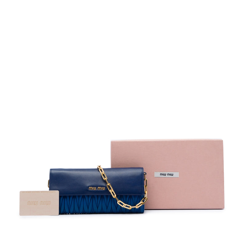 Matelasse Nappa Wallet on Chain - Image 6