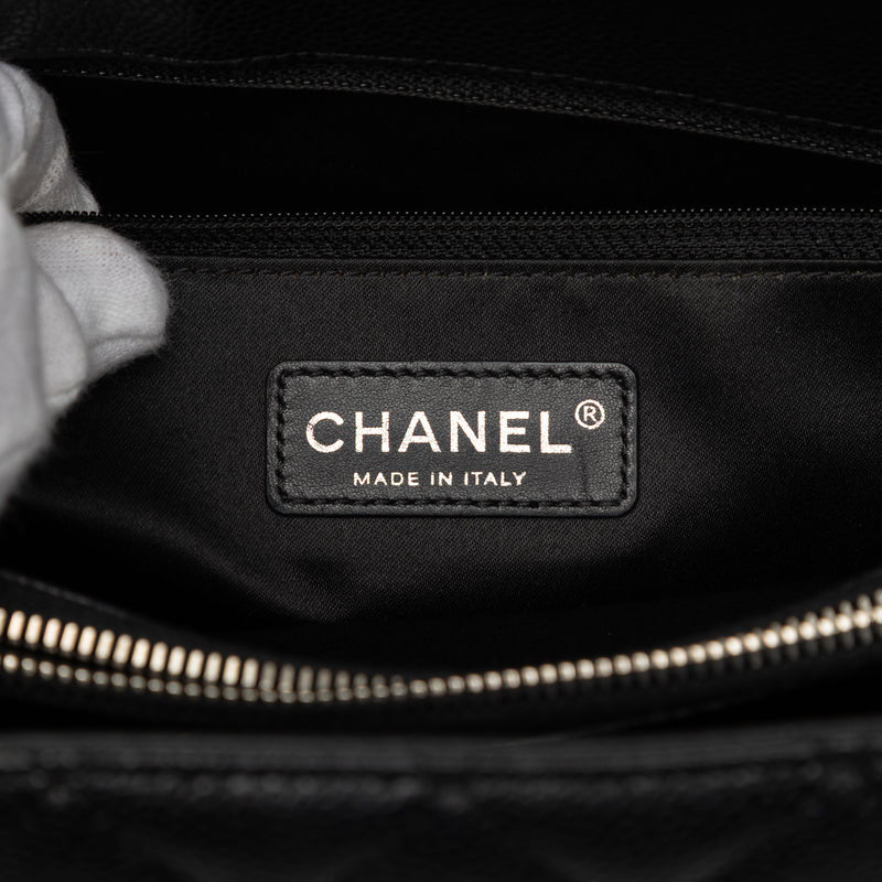 Caviar Grand Shopping Tote - Image 5