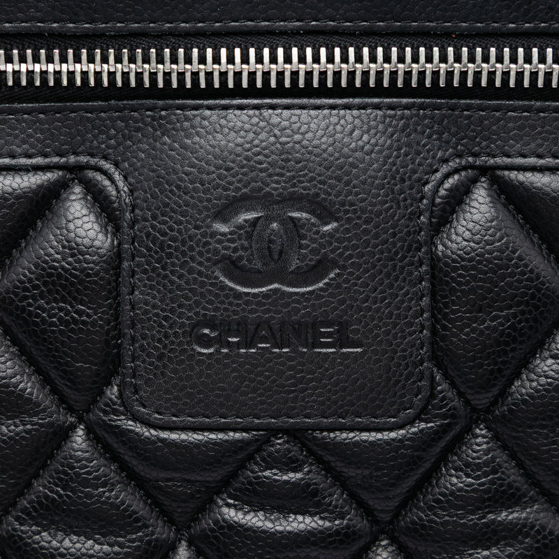 Large Quilted Caviar Coco Cocoon Messenger Bag - Image 5