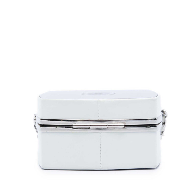 Patent Goatskin Make Up Box Clutch With Chain - Image 3