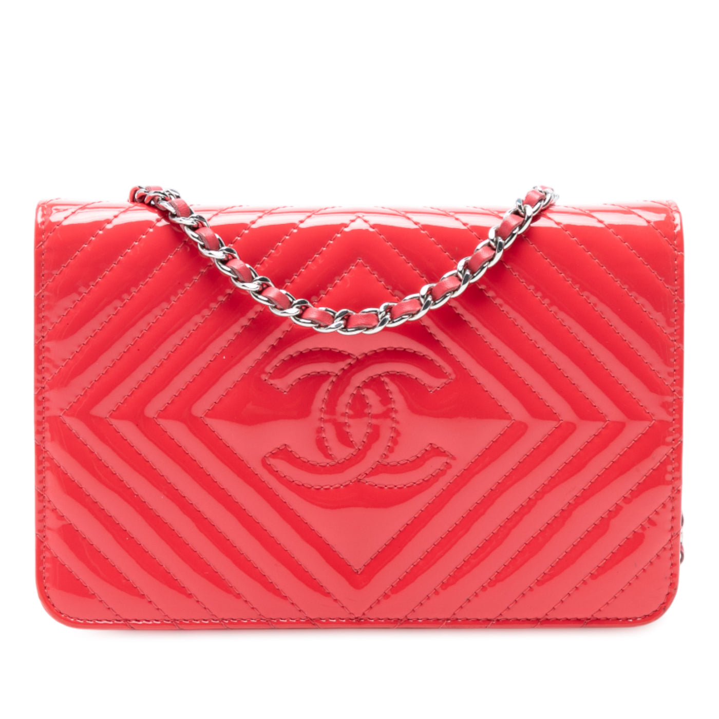 CC Patent Diamond Quilted Wallet On Chain - Image 1