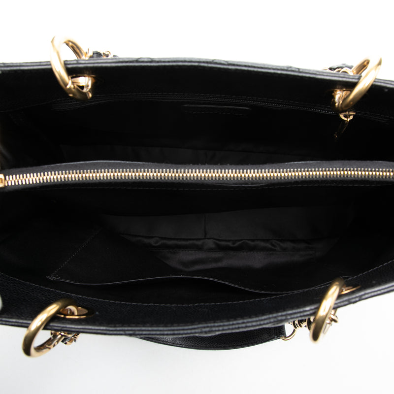 Caviar Grand Shopping Tote - Image 4