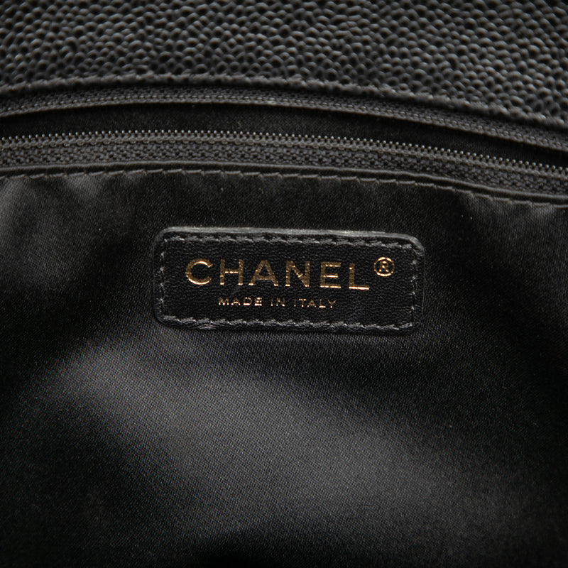 Caviar Grand Shopping Tote - Image 5