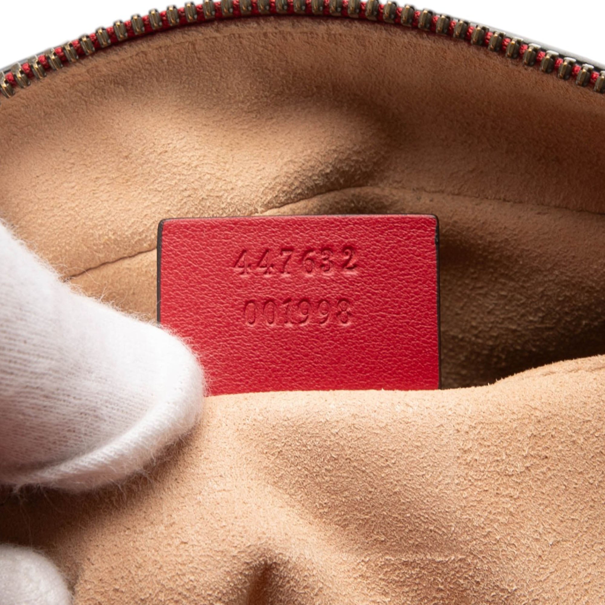 Small GG Marmont Matelasse Leather Crossbody - Image 6