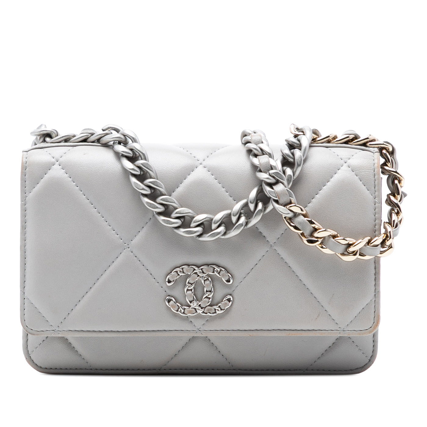 Quilted Lambskin 19 Wallet on Chain - Image 1