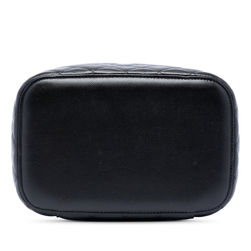 Medium CC Quilted  Caviar Vanity Case - Image 3
