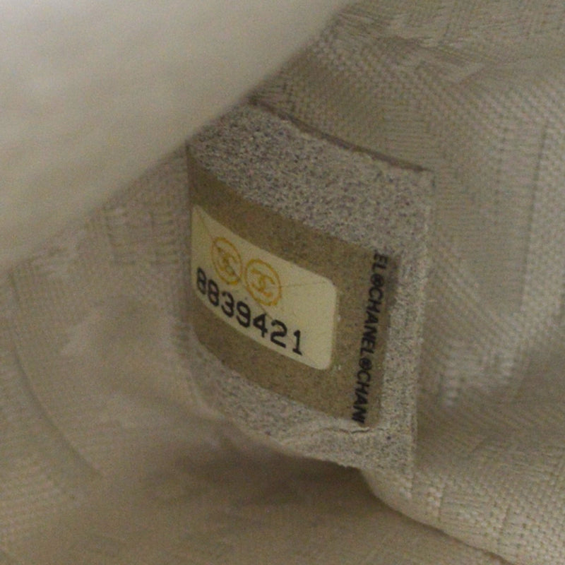 Chanel Pocket Accordion Flap Quilted Lambskin White Leather Bag