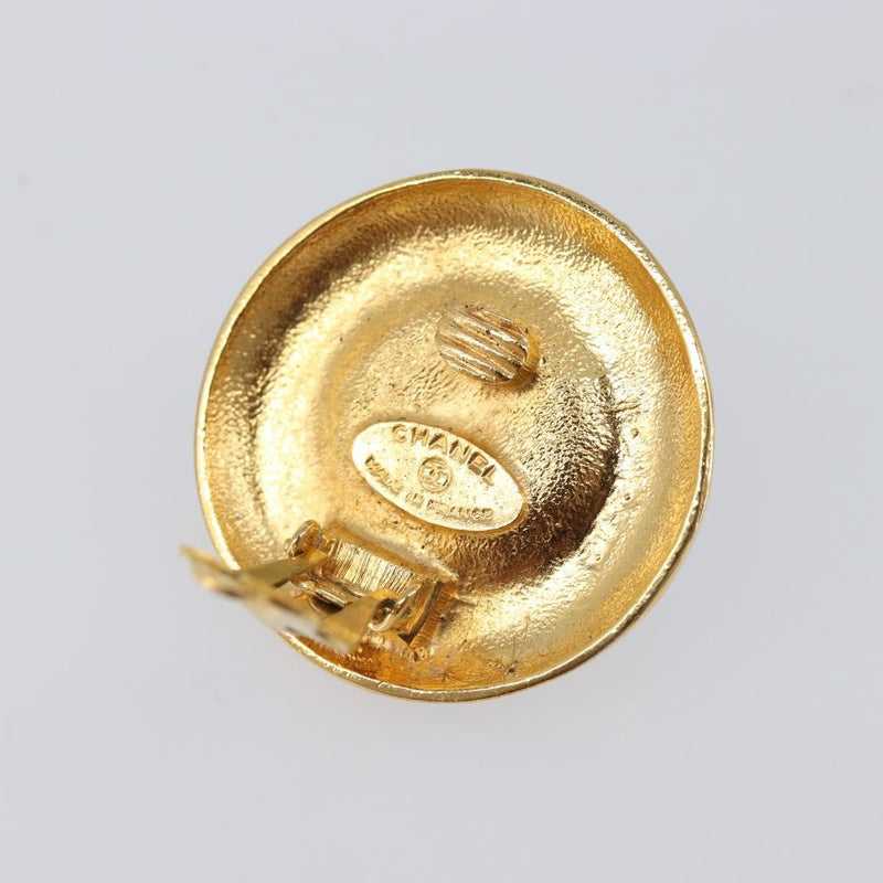 Chanel Vintage Cc Round Clip-On Metal With Gripoix Gold Bijoux