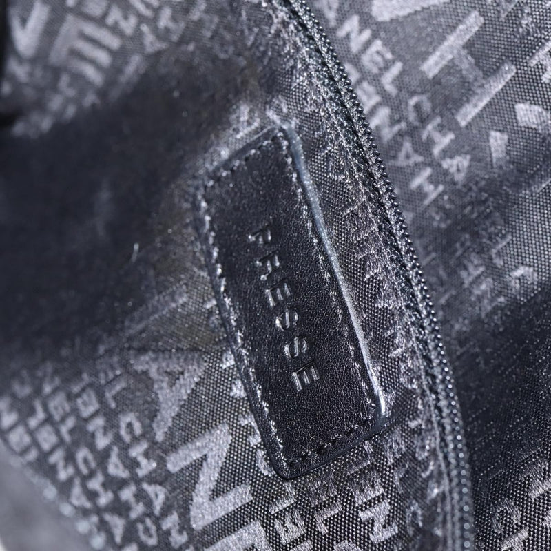 Chanel Camellia Messenger Tweed Gray Canvas