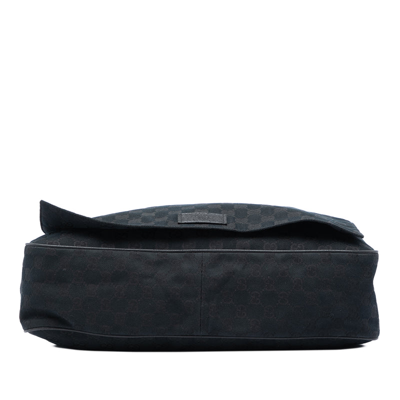 GG Canvas Messenger Bag - Image 3