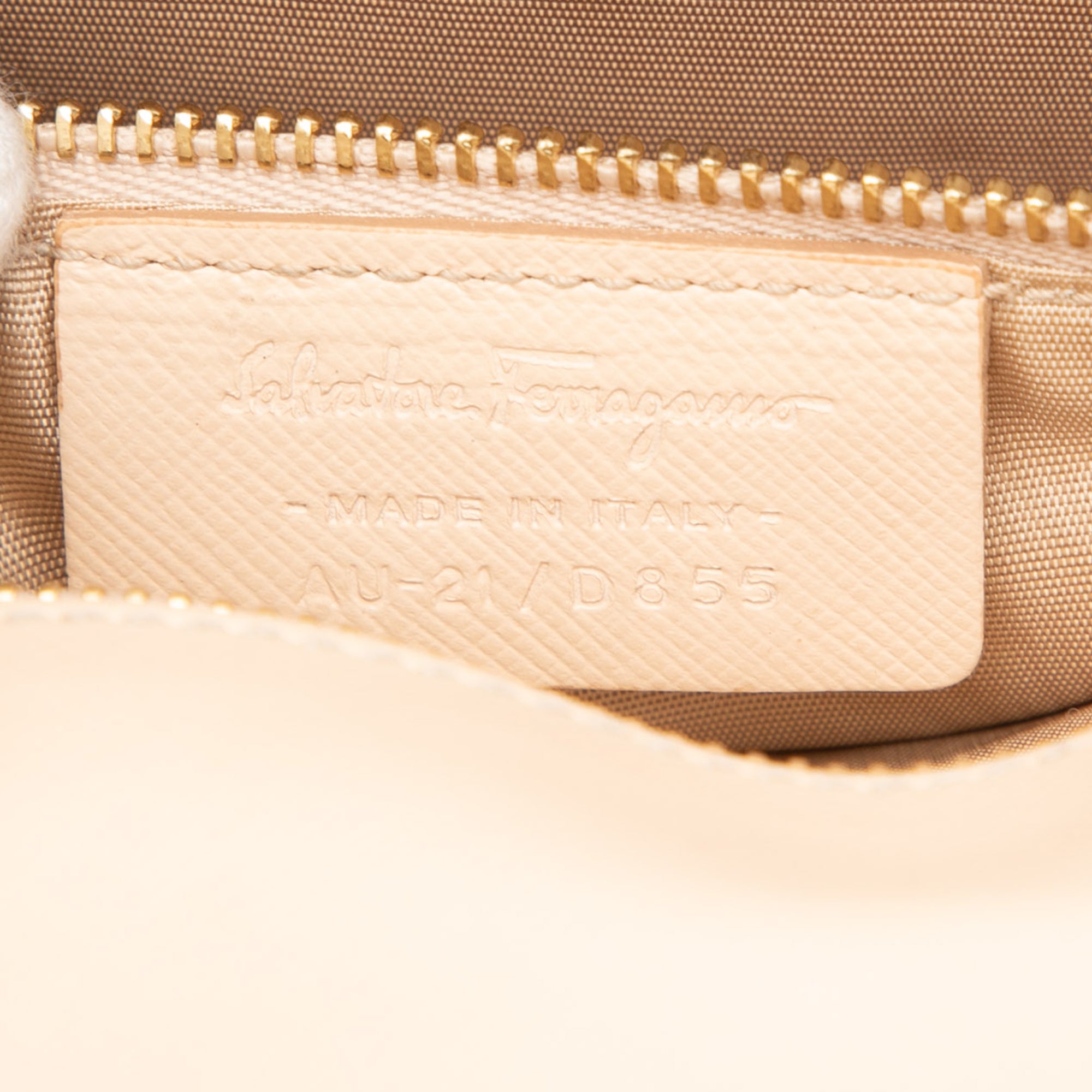 Medium Leather Vara Ginny Crossbody - Image 6