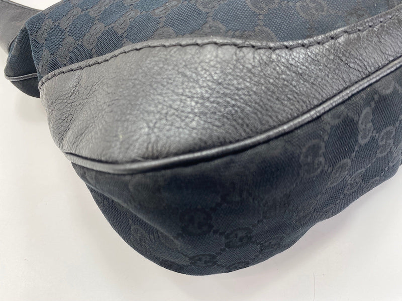 Gucci Charlotte Messenger Guccissima Leather Black