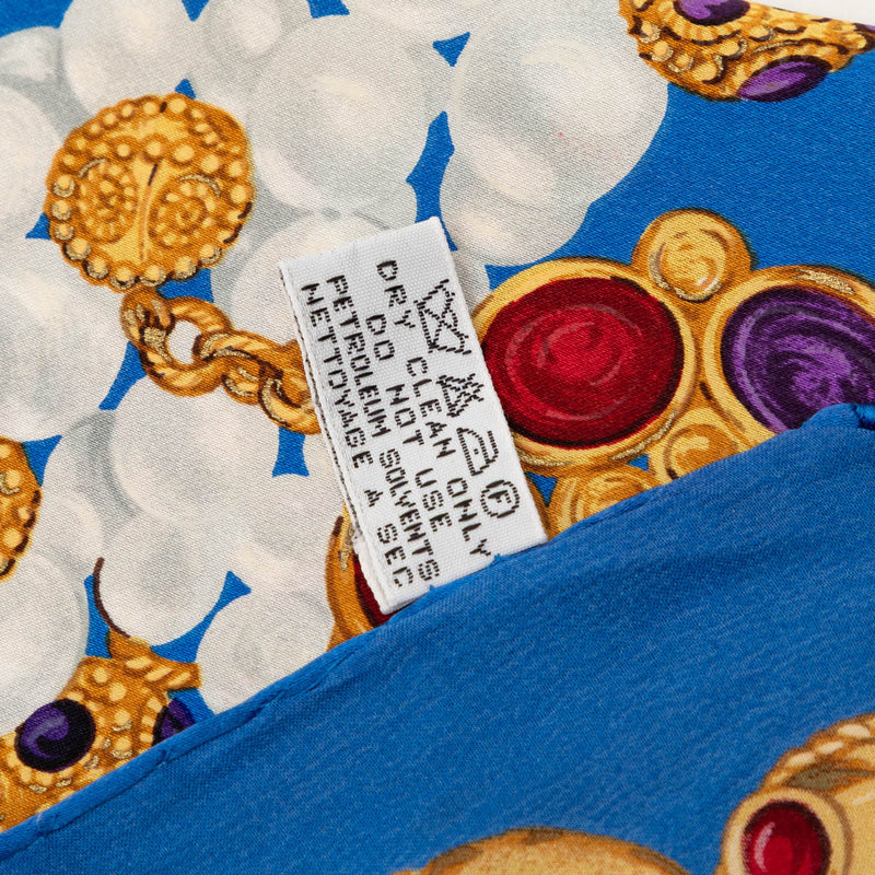 Pearls and Gripoix Printed Silk Scarf 90 - Image 4