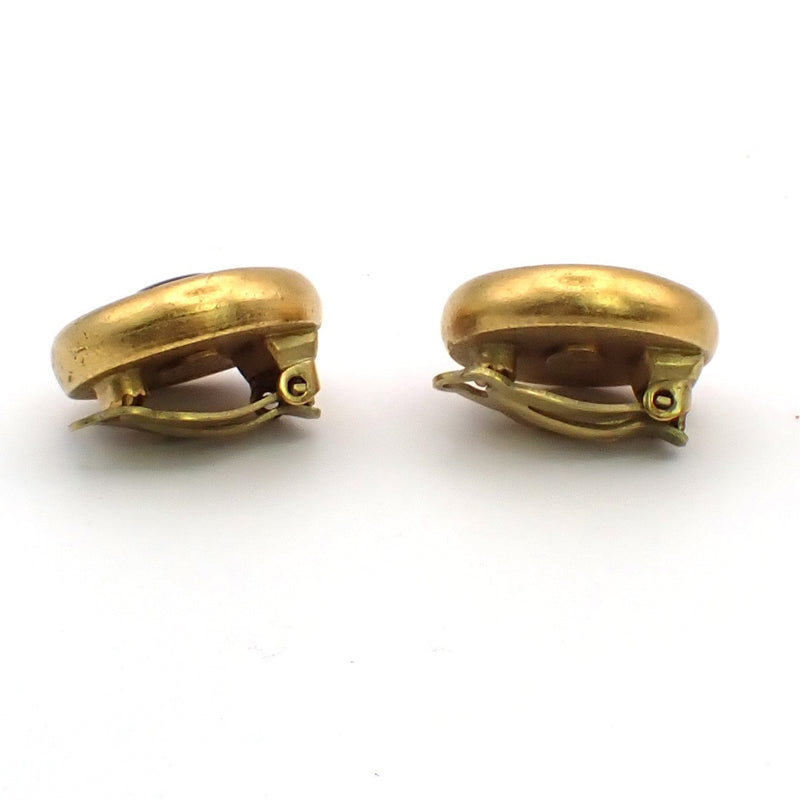Chanel Vintage Round Cc Button Clip-On Metal And Faux Pearl Gold Gold_plated Bijoux