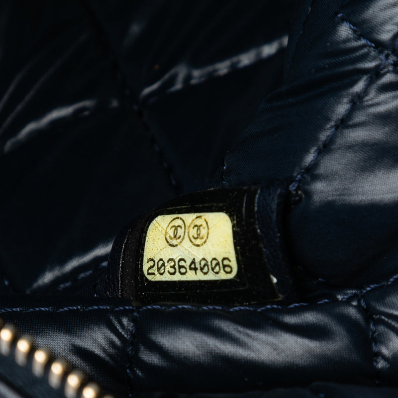 Large Quilted Lambskin O Case Clutch - Image 6