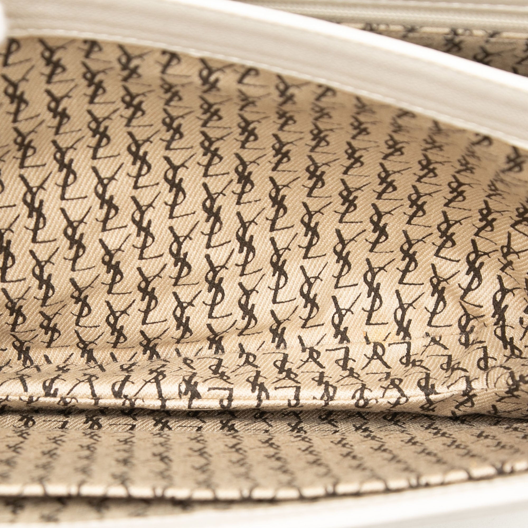 Embossed Logo Leather Flap Shoulder Bag - Image 4