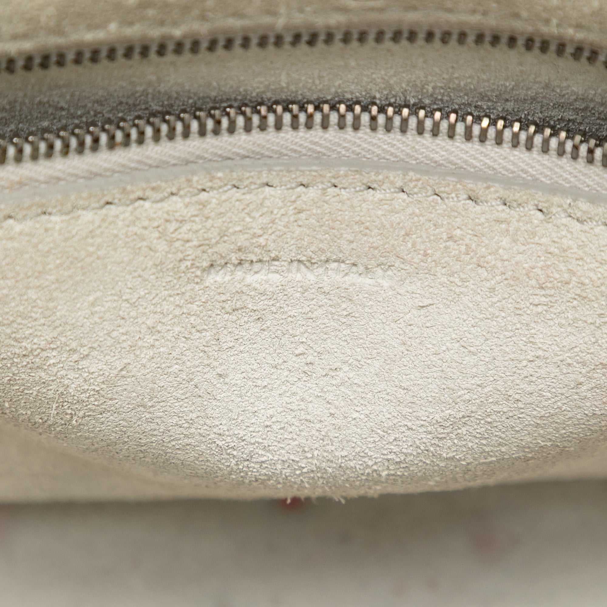 Small Soft Grained Calfskin Seau Sangle Bucket Bag - Image 5