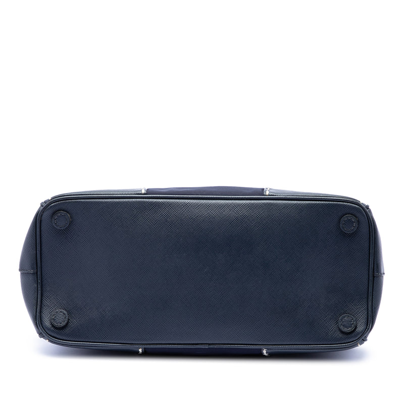 Small Tessuto and City Calf Hand Stitched Galleria Double Zip Satchel - Image 3