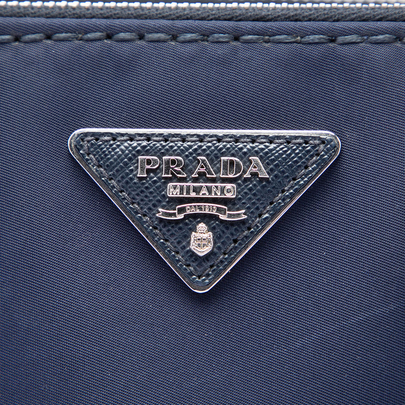 Small Tessuto and City Calf Hand Stitched Galleria Double Zip Satchel - Image 5