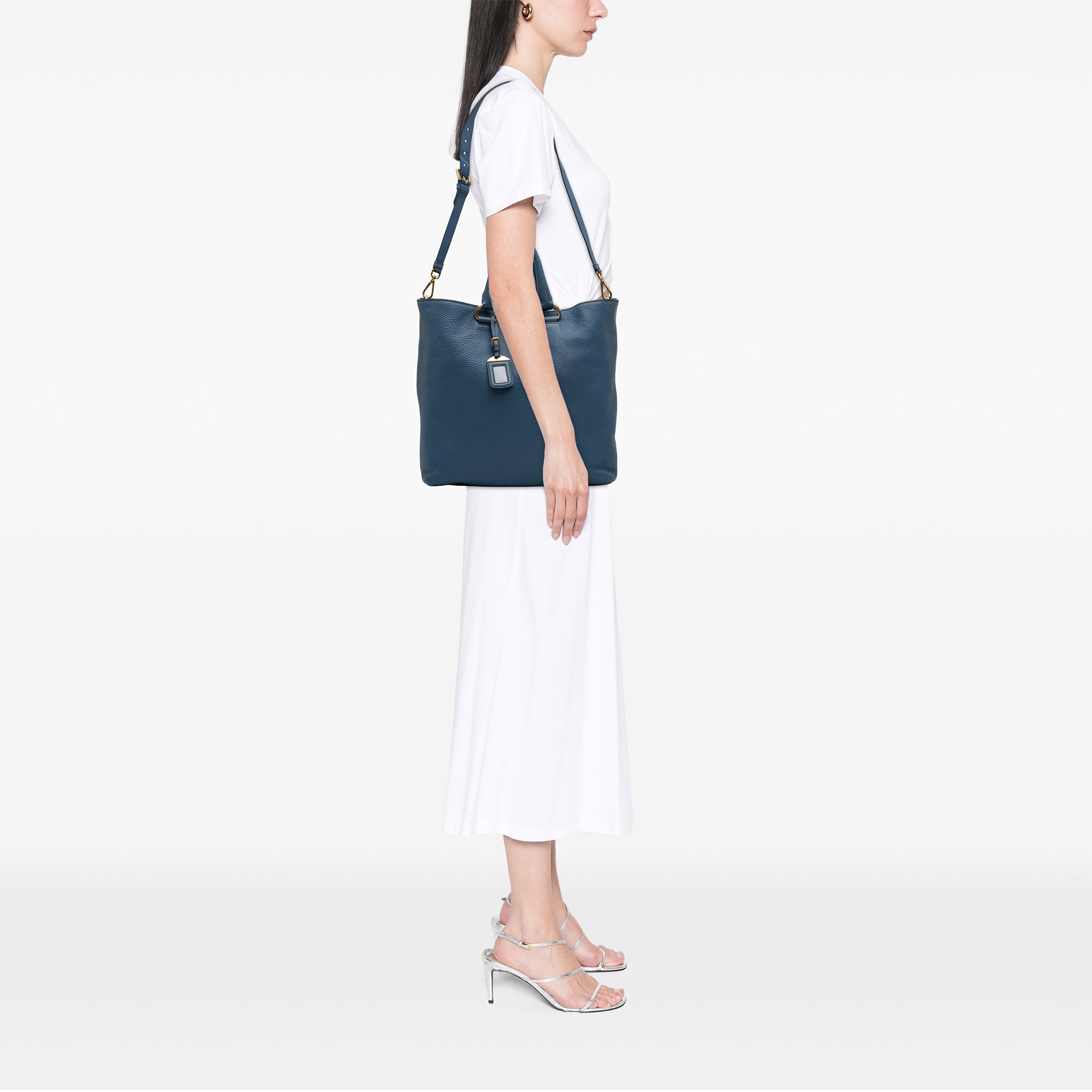 Vitello Daino Open Convertible Tote - Image 12