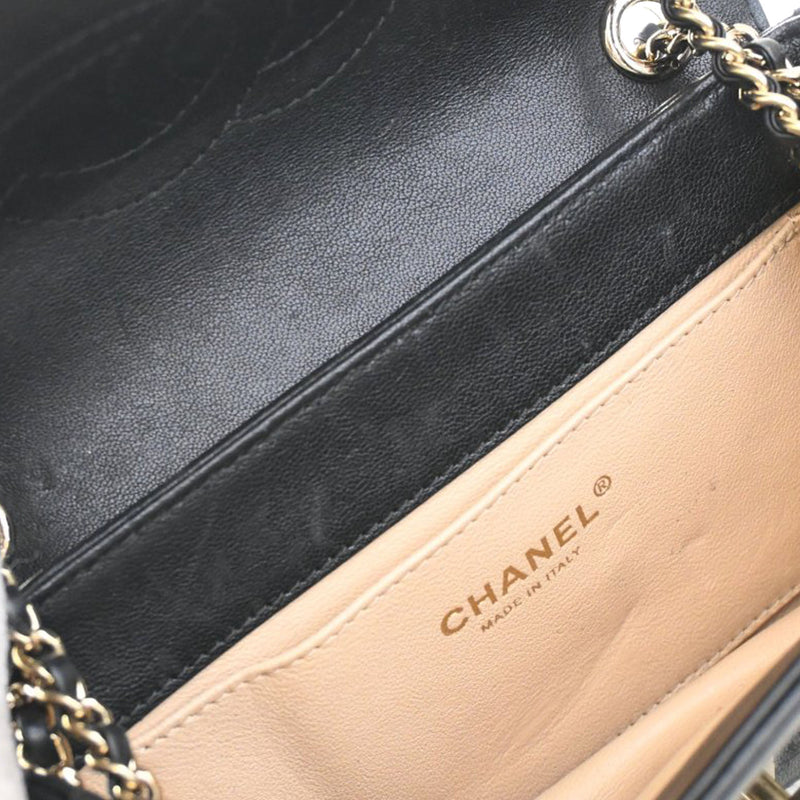 Small Chevron Sheepskin Subtle Flap - Image 7