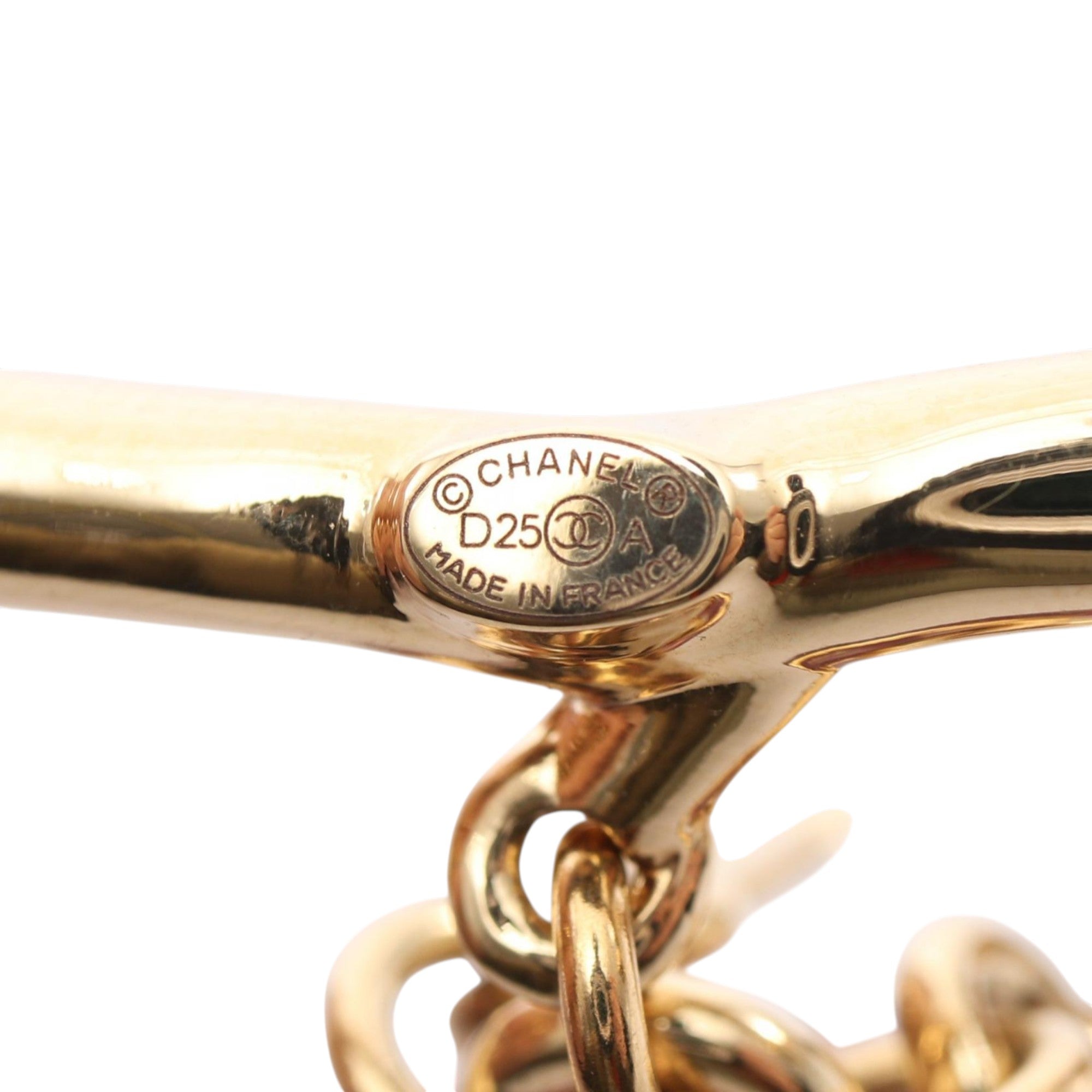 Gold Plated Resin CC Pendant Branch Brooch - Image 3