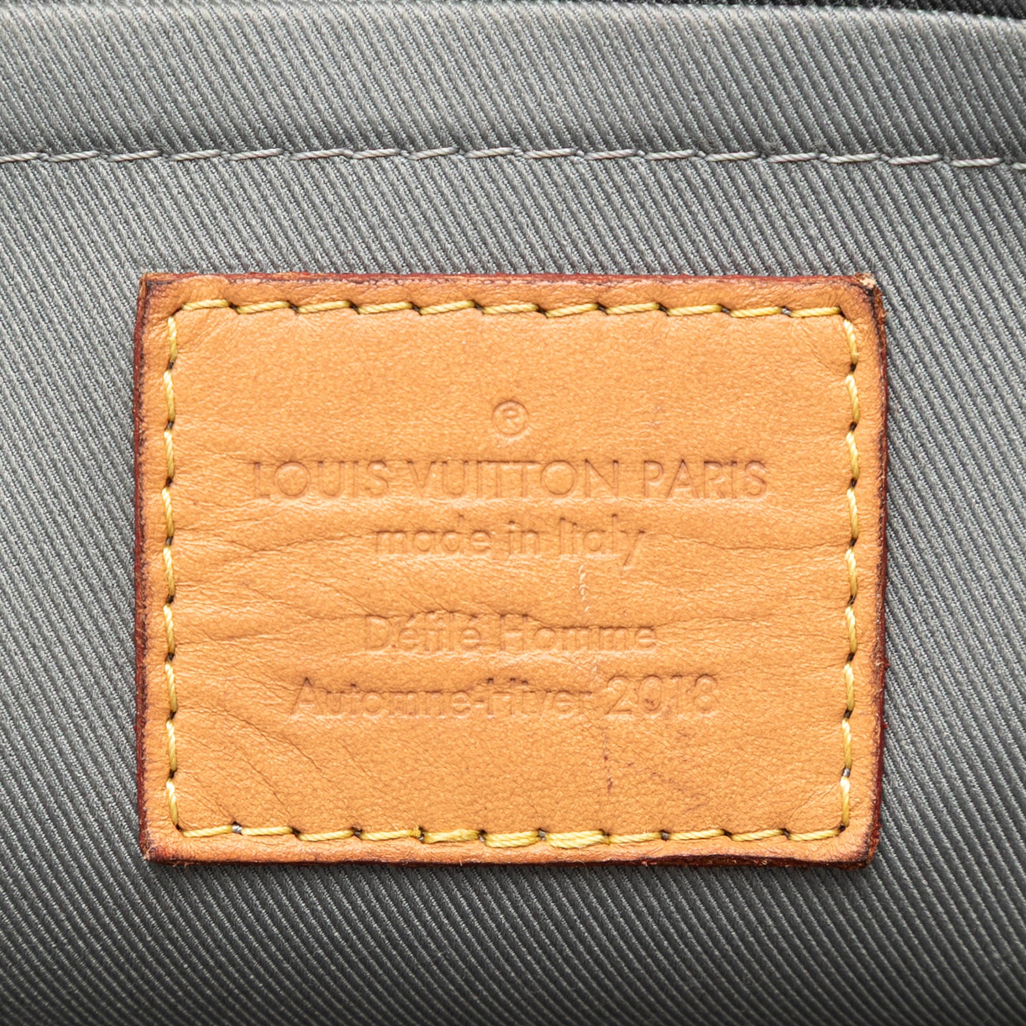Monogram Titanium Pochette Cosmos - Image 5