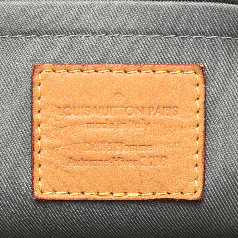 Monogram Titanium Pochette Cosmos - Image 5
