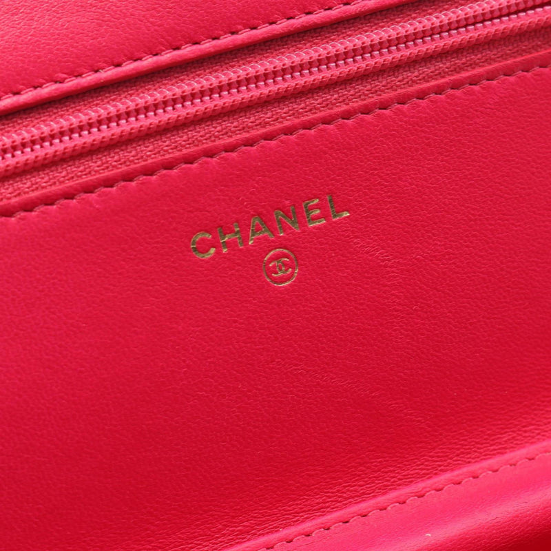CC Quilted Velvet Wallet on Chain - Image 4