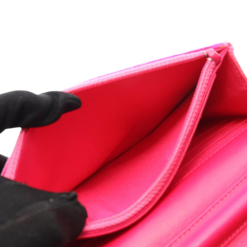 CC Quilted Velvet Wallet on Chain - Image 6
