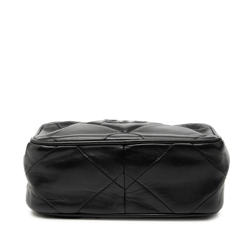 CC Quilted Lambskin Tassel Camera Bag - Image 3