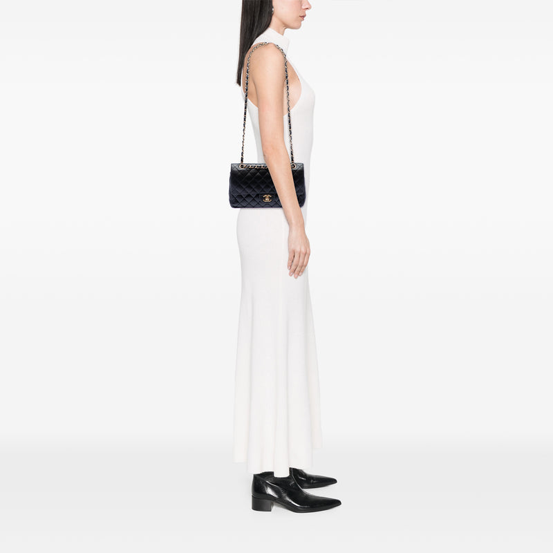 Medium Classic Lambskin Double Flap - Image 6