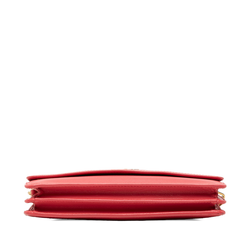 Saffiano Lux Wallet On Chain - Image 3