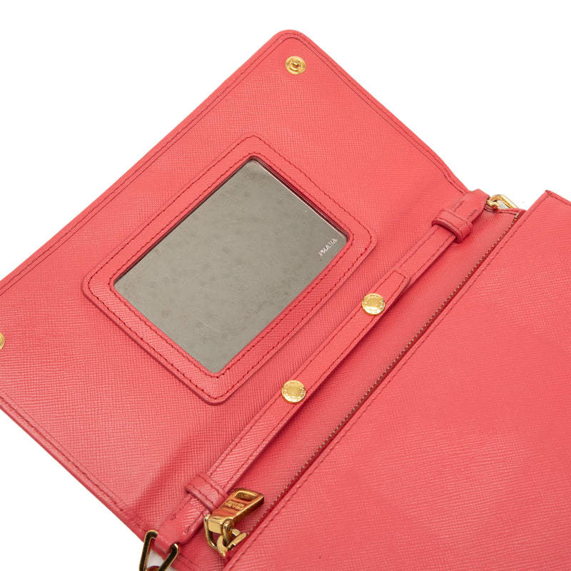 Saffiano Lux Wallet On Chain - Image 6