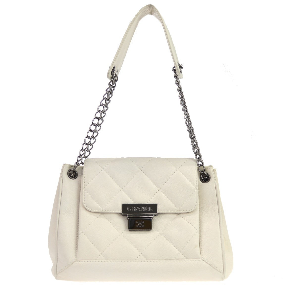 Chanel Pocket Accordion Flap Quilted Lambskin White Leather Bag